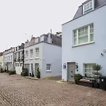 Luxury 2 Bed Apartment In Knightsbridge