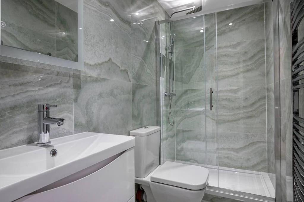 Appartamento Luxury 2 Bed In Knightsbridge *
