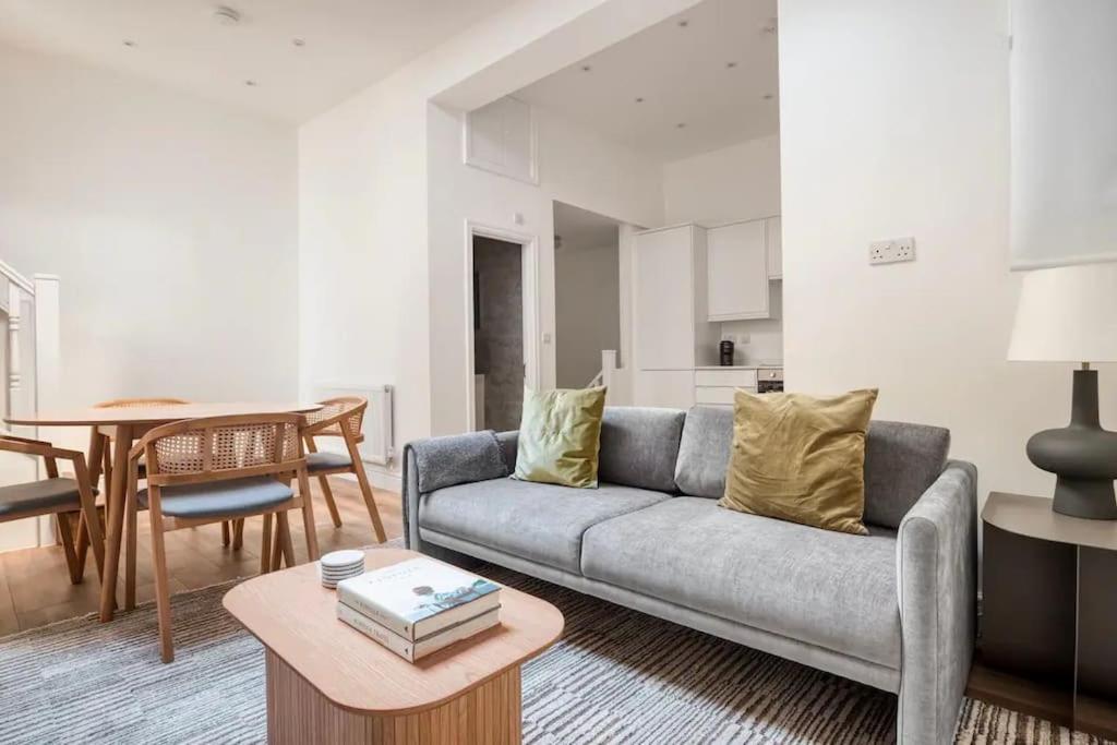 Luxury 2 Bed In Knightsbridge * Londra